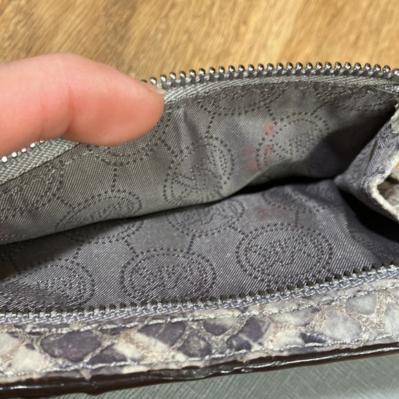 MICHAEL KORS GENUINE LEATHER GRAY SNAKE STYLE CARDS WALLET - Picture 8 of 10